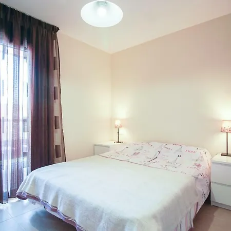 Apartamento Irina Apartment *